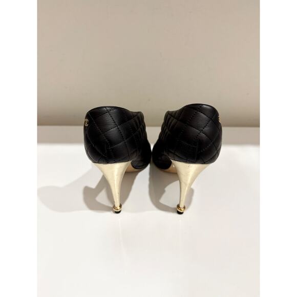 Chanel Quilted Leather D'Orsay Peep-Toe Pumps with Gold-Tone Heels Black EU 41 - Picture 5 of 8